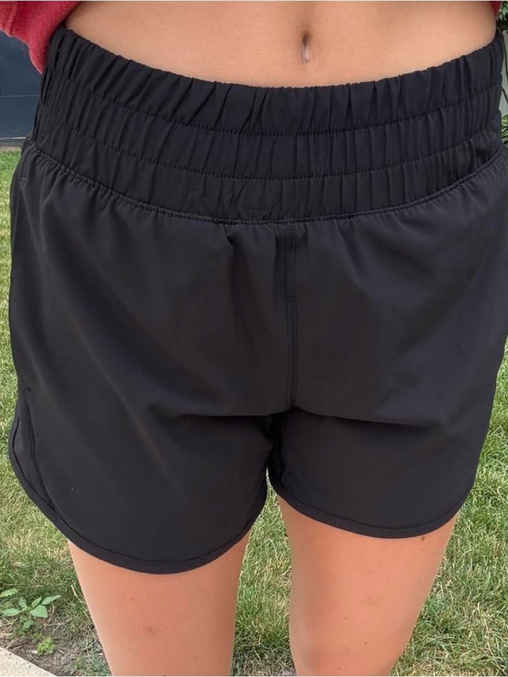 Black Women's Shorts - Elastic Waist